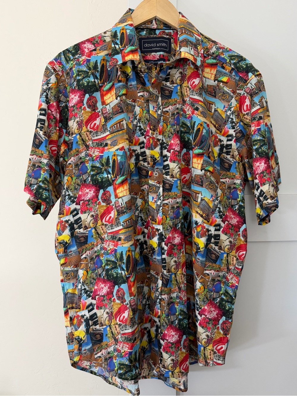 David Smith Australia 8 Places Colorful Short Sleeve Cotton Button Up Size Large